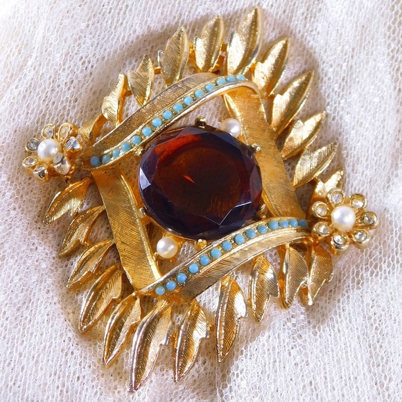 Amazing Vintage ART Signed Topaz Glass Stone Pearl and Glass Cabochon Brooch - Picture 1 of 5